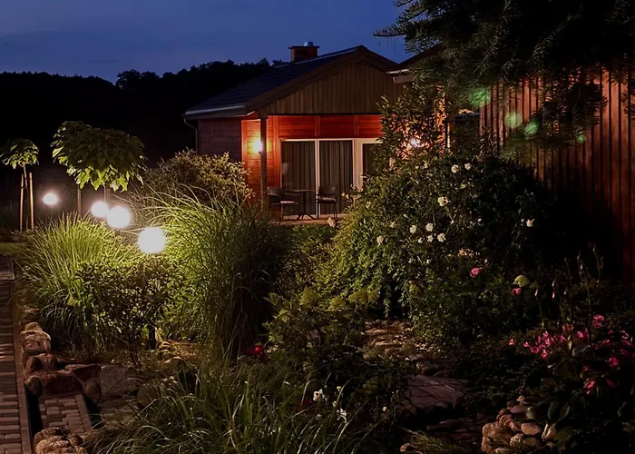 Miedzy Lasem A Wsia *